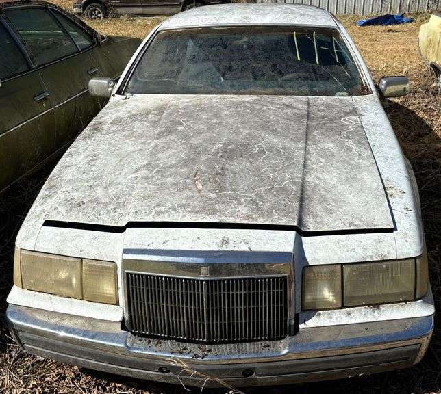 1985 LINCOLN LSC MARK VII 5.0L ENGINE - HAS TENNESSEE TITLE.  VIN: 1MRBP98F9FY724519