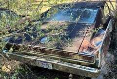 1967 DODGE CHARGER FASTBACK V8 - VIN: XP29G72347676 - ODOMETER READS 89,704 - DATA PLATE INTACT BUT ILLEGIBLE. HAS VINTAGE TENNESSEE TITLE
