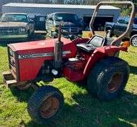 MASSEY-FERGUSON 1020 TRACTOR