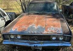 1967 DODGE CHARGER FASTBACK V8 - VIN: XP29G72347676 - ODOMETER READS 89,704 - DATA PLATE INTACT BUT ILLEGIBLE. HAS VINTAGE TENNESSEE TITLE