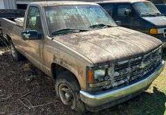 1997 CHEVROLET 2500 CHEYENNE - HAS TENNESSEE TITLE. VIN: 1GCGC24R6VZ232521 - 201,100 MILES - DIAMOND PLATE TOOL BOX