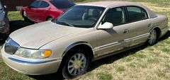 2000 LINCOLN CONTINENTAL - HAS KEY - VIN: 1LNHM97V3YY858486