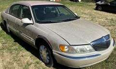2000 LINCOLN CONTINENTAL - HAS KEY - VIN: 1LNHM97V3YY858486
