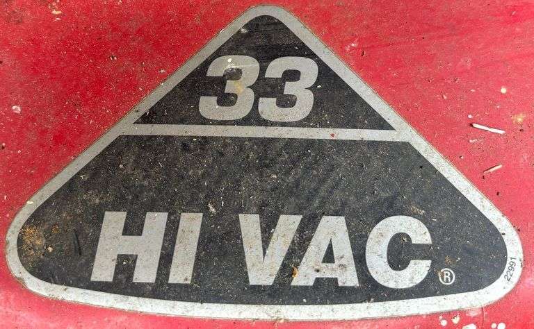 SNAPPER 33" HI VAC LAWNMOWER W/ BRIGGS & STRATTON INTEK 15HP OHV ENGINE
