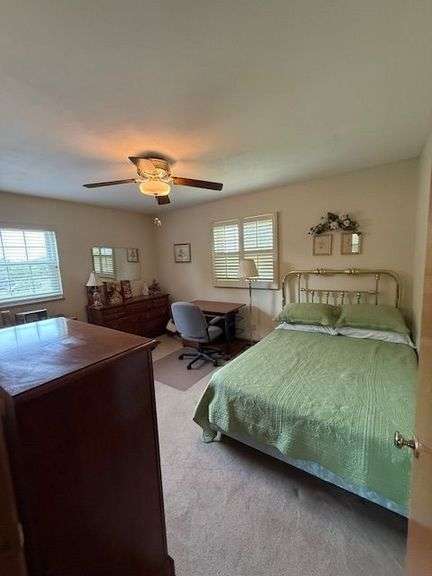 2734 Greenway Drive Maryville, TN 37803