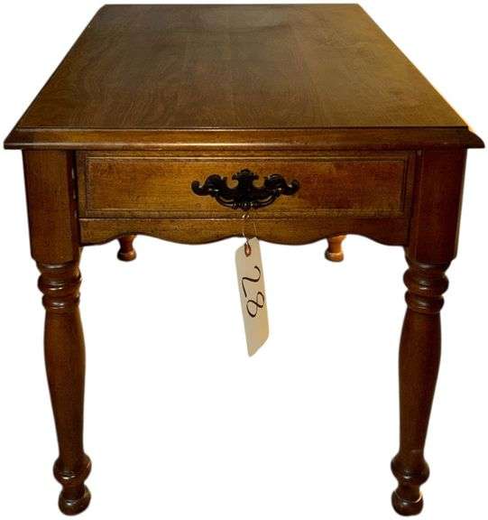 PAIR OF MATCHING WOODEN 1-DRAWER NIGHT STANDS W/ BRASS PULLS
