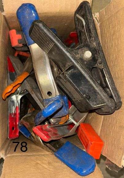 APPROX. 31 TOTAL ASSORTED CLAMPS TO INCLUDE: C-CLAMPS, LOCKING PLIERS, VISE GRIPS, BAR CLAMPS, SPRING CLAMPS, ETC.