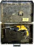 DEWALT D25103 TYPE 2 1" (26MM) SDS ROTARY HAMMER, 120V AC, 60HZ, 7.5A, 0-1100 RPM, 0-4200 BPM, STEEL DRILLING CAPACITY 1/2" (13MM)