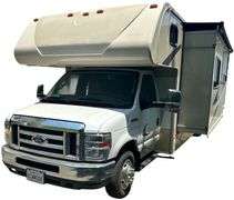2020 "Mini Winnie" Winnebago Class C 33' Motorhome w/ approx. 16,100 miles - VIN: 1FDXE4FS4KDC20815