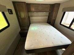 2020 "Mini Winnie" Winnebago Class C 33' Motorhome w/ approx. 16,100 miles - VIN: 1FDXE4FS4KDC20815