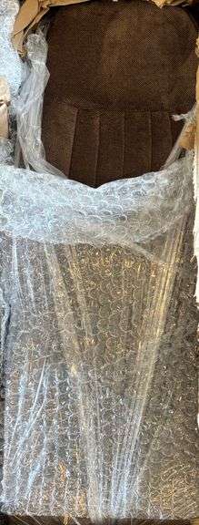 HIGH BACK FABRIC BUCKET SEATS WITH CENTER CONSOLE AND MOUNTING BRACKET - NO ADAPTION NEEDED TO FIT 1973 TO 1987 CHEVY/GMC FULL SIZE PICK-UP TRUCKS WITH STANDARD CAB OR EXTENDED CAB - BRAND NEW IN BOX; TOP BOX OPENED ONLY FOR LOT PHOTO!