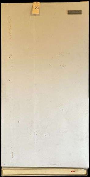 FRIGIDAIRE UPRIGHT FREEZER