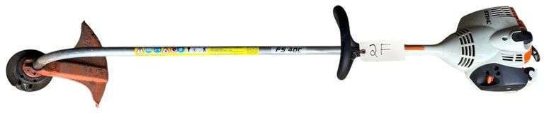 STIHL GAS POWERED WEED TRIMMER MODEL FS 40C