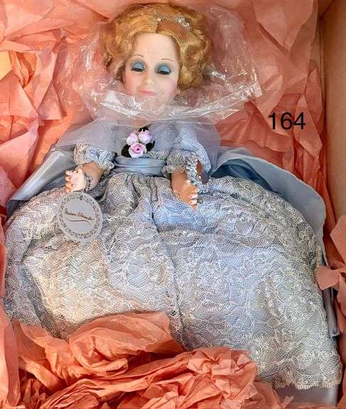 VINTAGE MADAME ALEXANDER #2295 DOLL image
