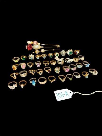 APPROX 40 FASHION RINGS AND 3 PINS image