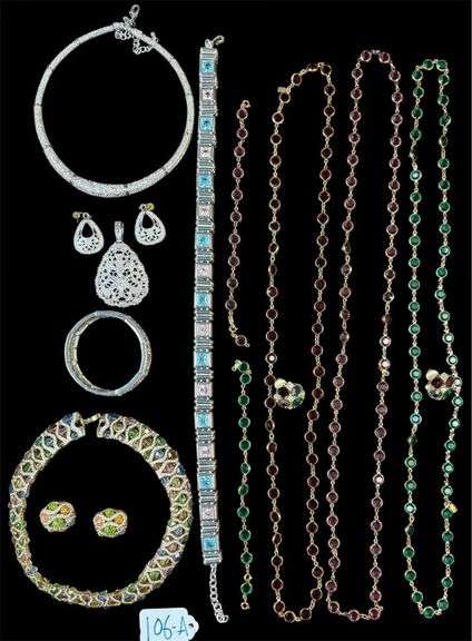 NICE LOT OF COSTUME JEWELRY TO INCLUDE SWAROVSKI EARRINGS, MONET NECKLACE, AND OTHERS image