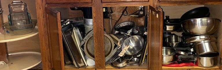 POTS, BAKING PANS, COLANDER, 2 GLASS BAKING DISHES, MIXING BOWL, ETC. image