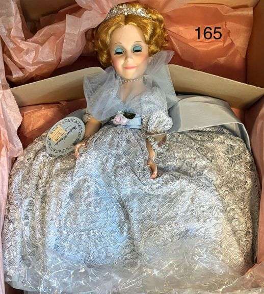VINTAGE MADAME ALEXANDER #2295 DOLL image