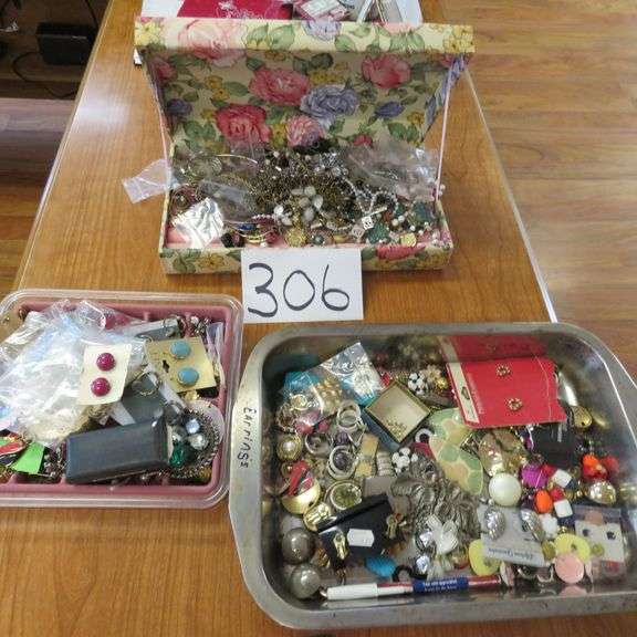 Costume Jewelry image