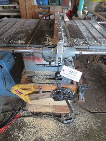Contractor's Table Saw image