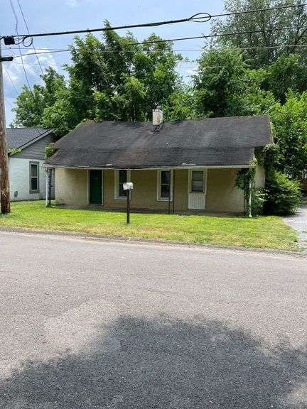 REAL ESTATE: 418 Forrest St, Murfreesboro, TN image