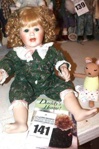 Porcelain Collector Doll From Hamilton Heritage 1989 - "Lindsay - Daddy's Home" made by Mavis Snyder - numbered 1209B - on Stand image
