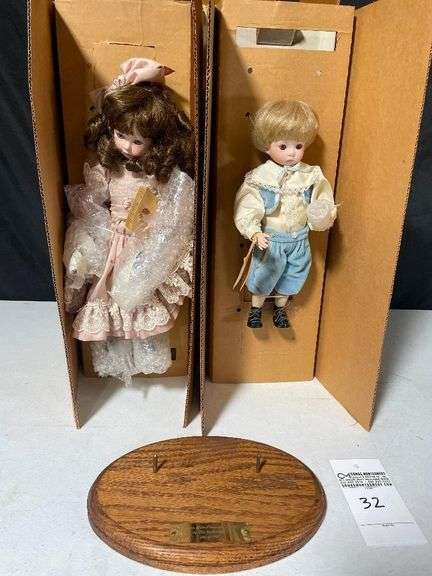 The Collectables by Phyllis Parkins Porcelain Dolls - "Mothers Little Treasures" - Set of 2