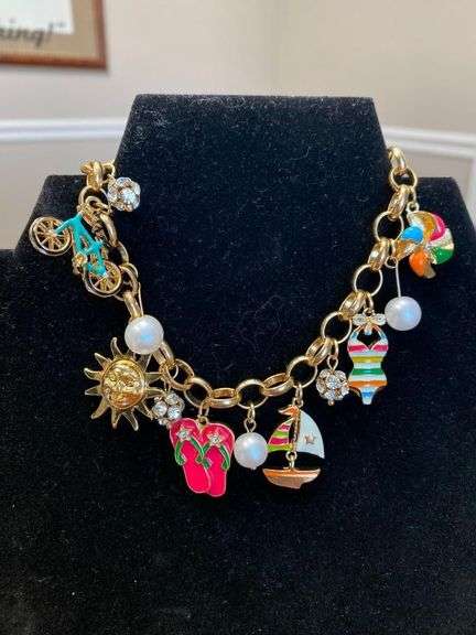 8in Fun Beach Sharm Bracelet 13 Charms