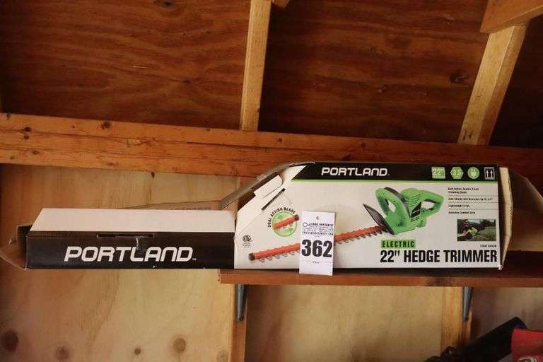 Portland 22" Hedge Trimmer - Electric in Box image
