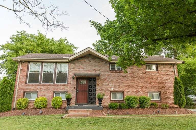 REAL ESTATE: 237 Eisenhower Dr, Nashville, TN image