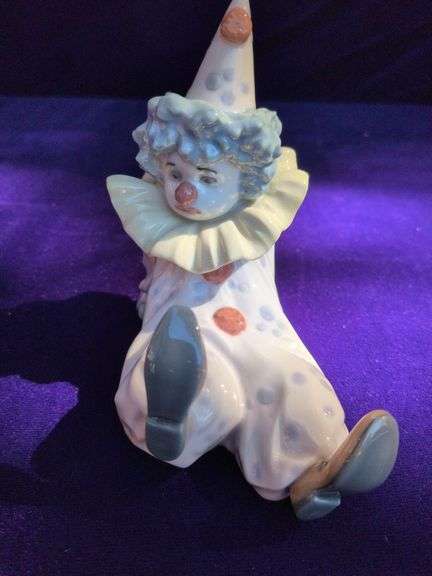 6" Lladro Porcelain Clown image