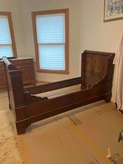 Antique German Day Bed - 76”x33”x42.5”