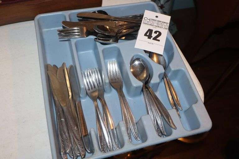 Vintage 1847 Rogers Brothers Stainless Flatware in plastic divider some additional piece image