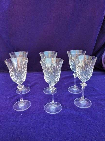 6 Crystal Wine Glasses image