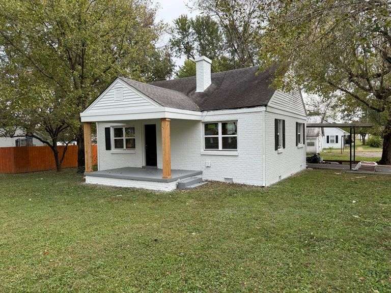 REAL ESTATE at 101 Murfreesboro St, Murfreesboro, TN image