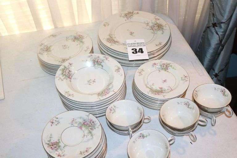 Theodore Haviland China Made in New York "Apple Blossom": 8 Dinner Plates, 8 Salad Plates, 8 Dessert Plates, 8 Bowls, 8 Saucers, & 8 Cups image