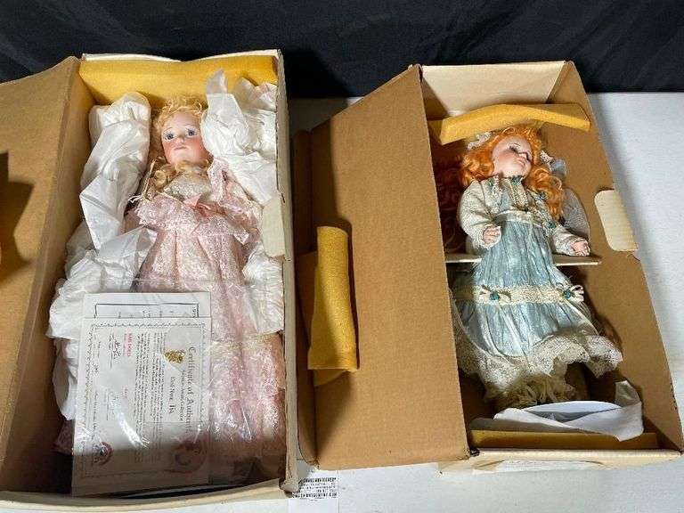 American Artists Collection Dolls by KAIS Inc. - Tia & Carmen