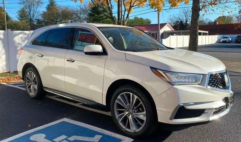 2017 Acura MDX image