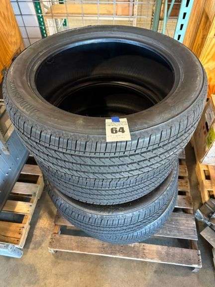 Set of Four Bridgestone Alsacz ZG719Q 275/50R22 111T M+S Tires image