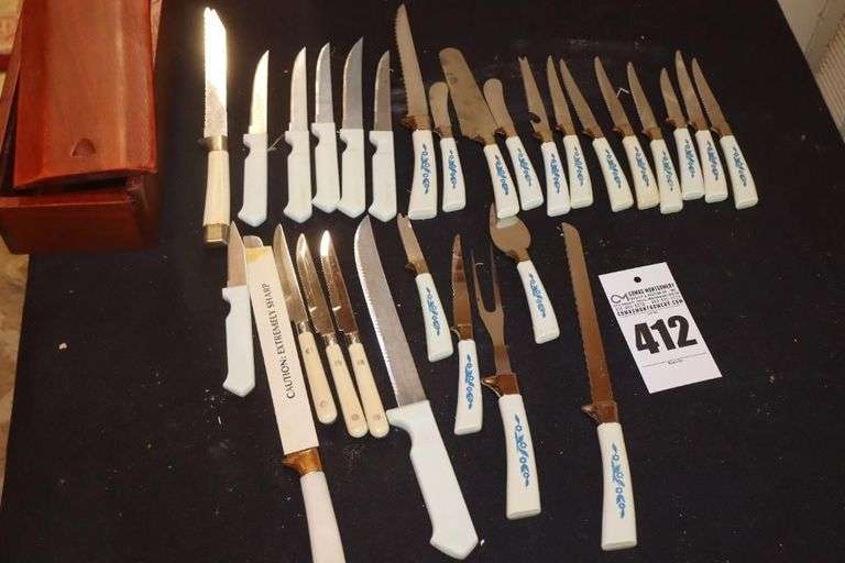 Set of Lifetime Cutlery Stainless & Additional Knives image