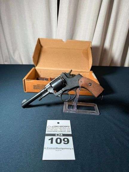 Russian Nagant 1895 Revolver 7.62x38R With Cylinder and Holster image