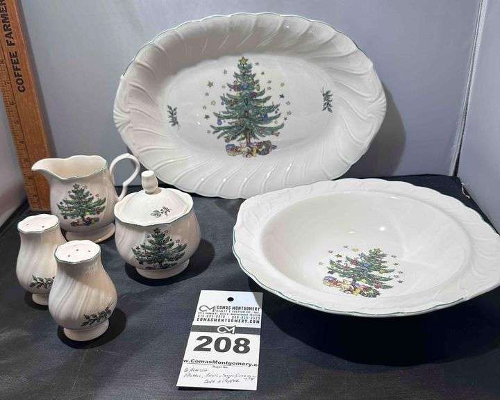 "Happy Holidays" Nikco Japan in Box - Serving Items image