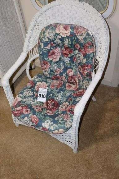 Vintage White Wicker  Chair with cushion seat and back    33"x24"x21"                              **Similar White Wicker Lots        #312-#323 image