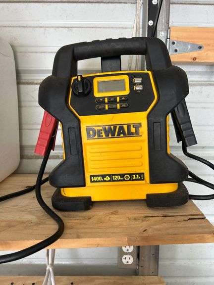 Dewalt Portable Jump Starter image