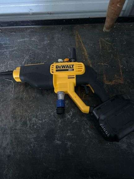 DEWALT 20V MAX 550 PSI Cordless Power Cleaner (model DCPW550B). with Hose image