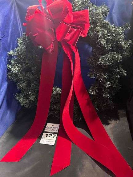 Green Xmas Wreath with Red Bow image