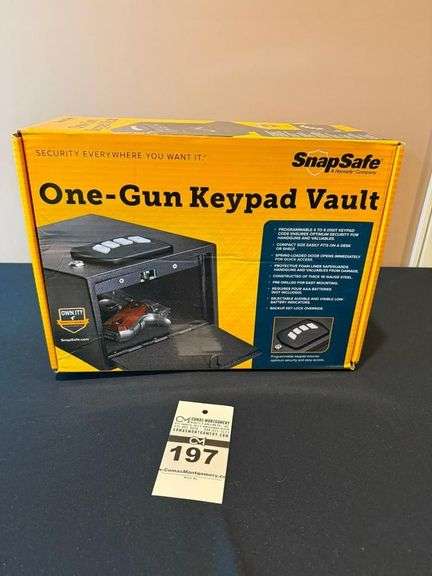 SnapSafe One-Gun Keypad Vault with Replacement Bulbs image
