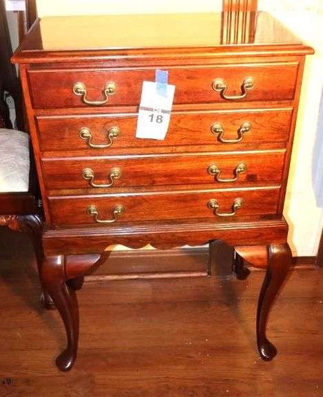 Queen Anne Style Wood Flatware/Silverware Cabinet with 4 Felt Lined drawers 36"x24"x14" image