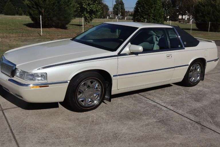 2001 Cadillac Eldorado ESC 32V Northstar 2 Door with 63147 Miles - Excellent Condition image