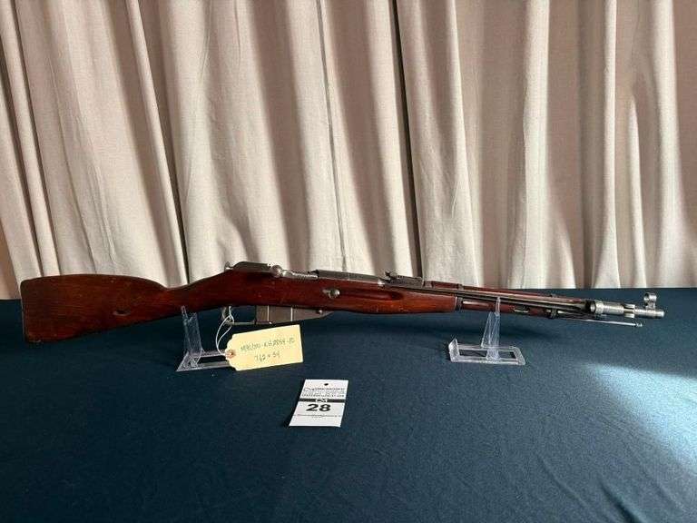 Russian Mosin Nagant M91/30 Rifle, 1945 image